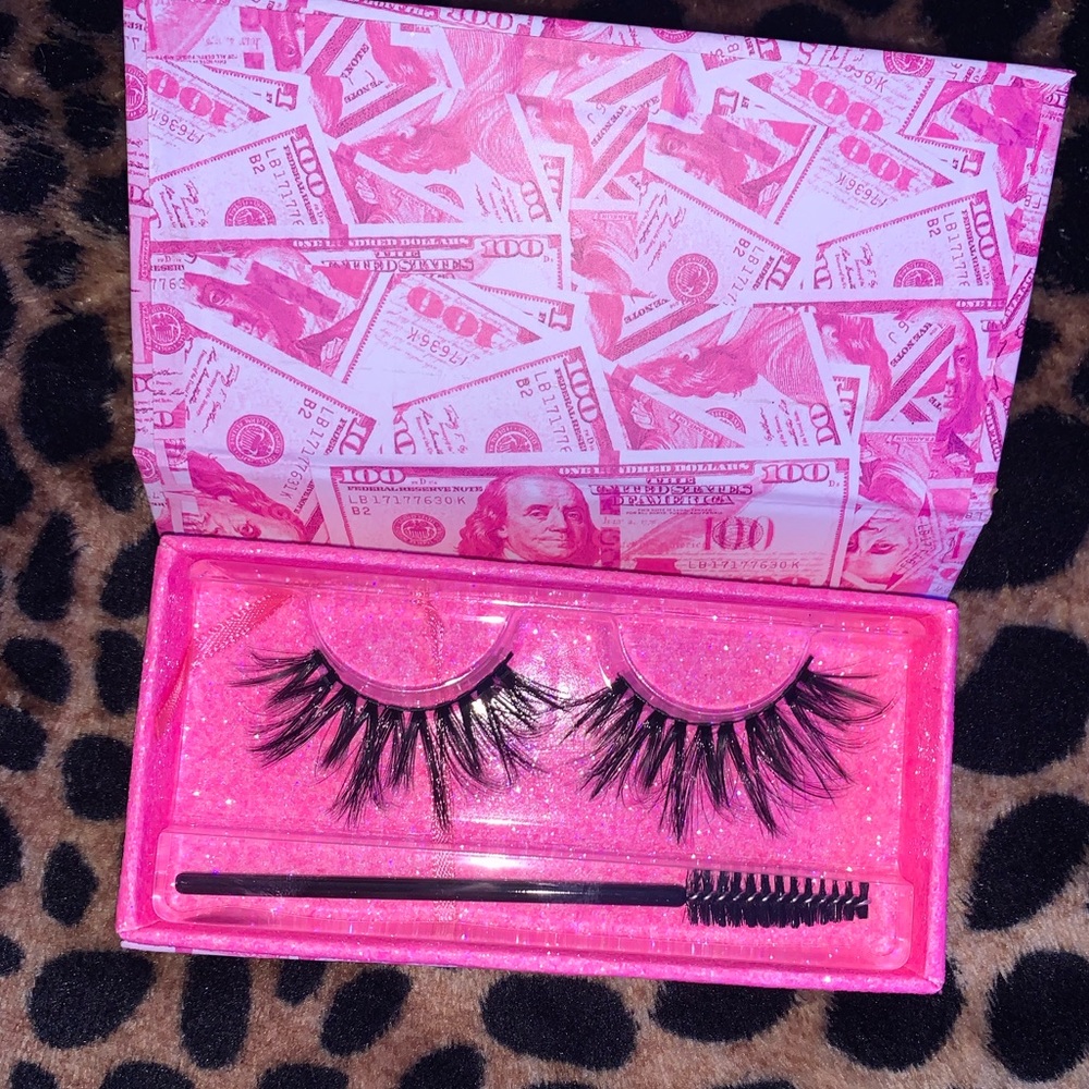Mink lashes